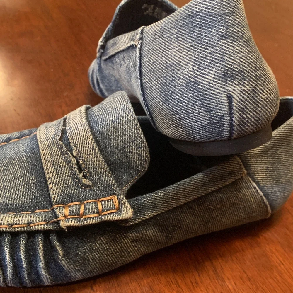 Absolutely stunning rare,unique denim loafers from famous Spanish designer7.5